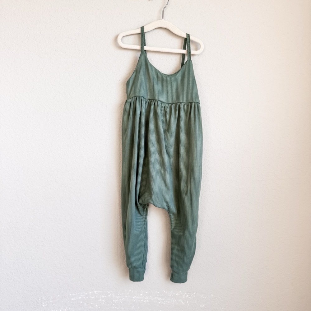 Arrows + Rubies Stella Romper Juniper Green Ribbed 2T